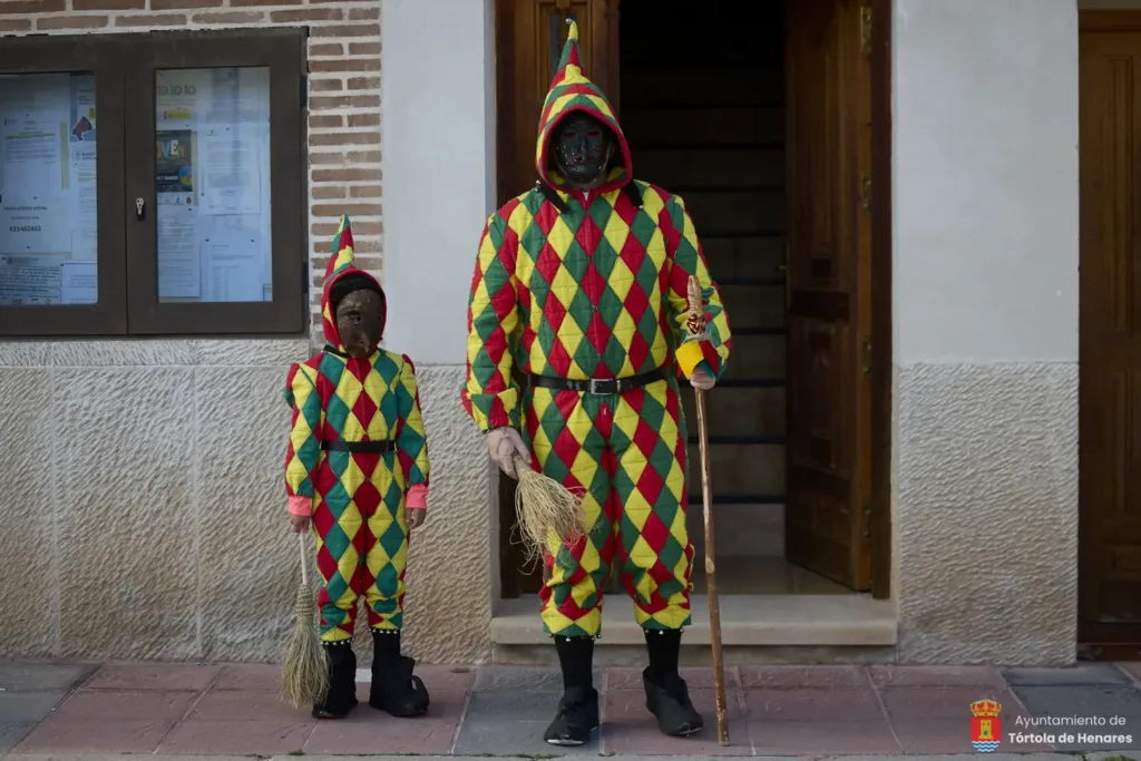 La Botarga despide el Carnaval en Tórtola de Henares con el tradicional Entierro de la Sardina