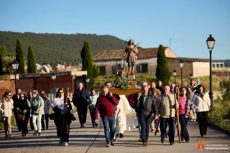 Tórtola celebra San Isidro con misa, procesión y bendición de los campos