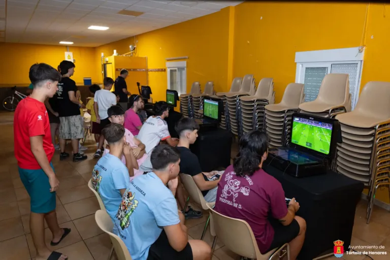 Tórtola disfruta del Esports FC 26 con un torneo lleno de emoción, diversión y premios